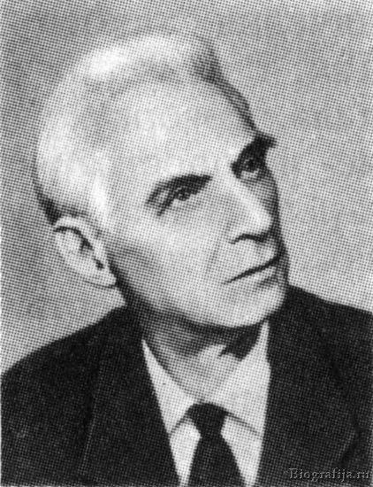 Павел Наумов