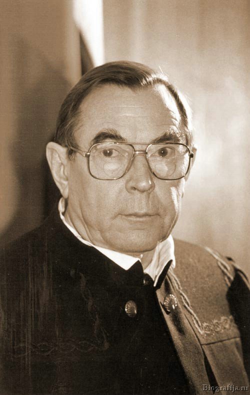 Яковлев Вениамин Федорович