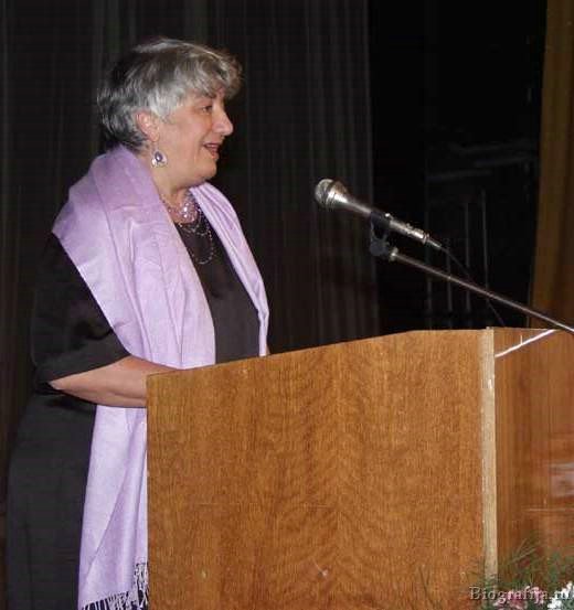 Тер-Минасова Светлана Григорьевна