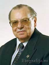 Янин Валентин Лаврентьевич