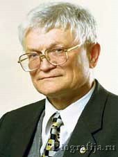 Зефиров Николай Серафимович