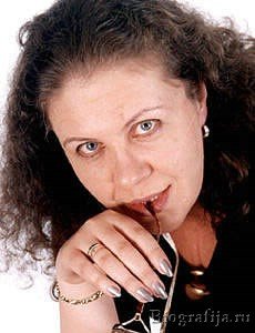 Маринина Александра