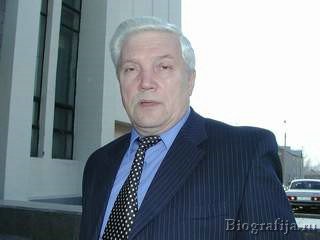 Суриков Александр Александрович