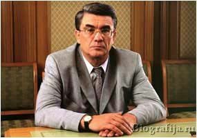 Батанов Геннадий Николаевич