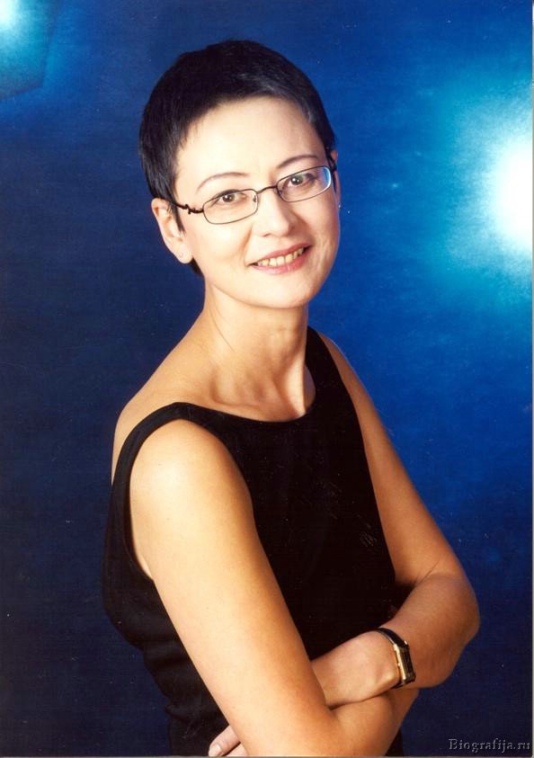 Хакамада Ирина Муцуовна